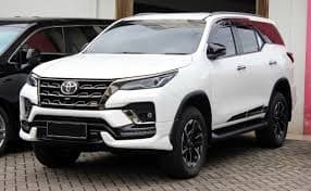 valuation/TOYOTA-Fortuner-2022.jpg